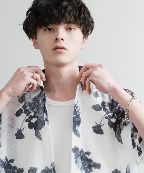 Rocky Monroe(ロッキーモンロー)の「オーバーサイズ チェック柄 フラワー柄 総柄プリント半袖レギュラーカラーメッシュシャツ(シャツ/ブラウス・メンズ・ブルー/ホワイト系/ブラック系/ブラック/ホワイト・M/L/XL)」の17枚目の写真