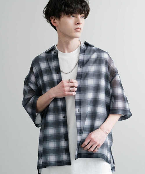 Rocky Monroe(ロッキーモンロー)の「オーバーサイズ チェック柄 フラワー柄 総柄プリント半袖レギュラーカラーメッシュシャツ(シャツ/ブラウス・メンズ・ブルー/ホワイト系/ブラック系/ブラック/ホワイト・M/L/XL)」の8枚目の写真