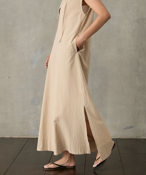 Stroove（ストルーヴ）の「Sand wash cotton sleeveless one-piece / サンドウォッシュ コットン ノースリーブ ワンピース（ワンピース・レディース・ブラウン/スミクロ/ベージュ・FREE）」の7枚目の写真