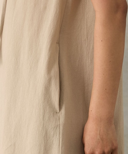 Stroove（ストルーヴ）の「Sand wash cotton sleeveless one-piece / サンドウォッシュ コットン ノースリーブ ワンピース（ワンピース・レディース・ブラウン/スミクロ/ベージュ・FREE）」の13枚目の写真