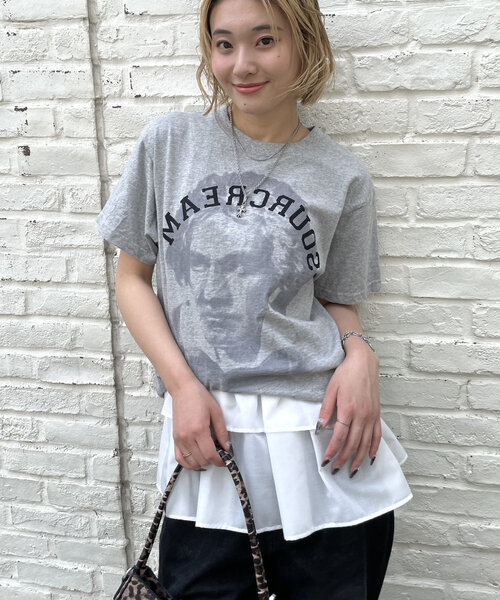 Sourcream（サワークリーム）の「【Sourcream】偉人TEE（Tシャツ/カットソー・レディース・ホワイト/グレー/ブラウン/ネイビー/チャコールグレー・LARGE/MEDIUM/SMALL）」の22枚目の写真