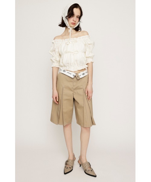 Dickies（ディッキーズ）の「Dickies(R) L/W TUCK HALF PT ディッキーズ ローウエスト タック ハーフパンツ（スラックス・レディース・ベージュ/ブラック・1/2）」の19枚目の写真