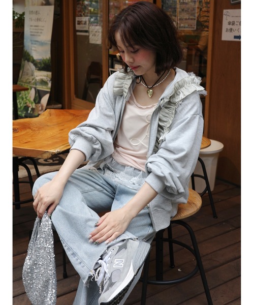 jumelle（ジュメロ）の「design frill parka（パーカー・レディース・グレー・FREE）」の14枚目の写真