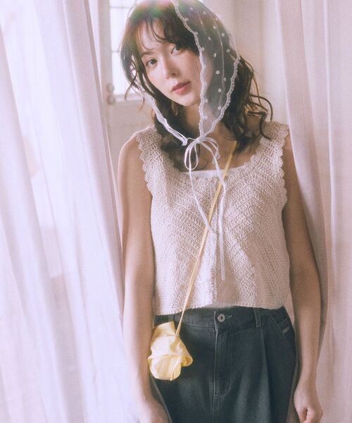 earth music&ecology（アースミュージックアンドエコロジー）の「ペタルモチーフミニショルダーバッグ（ショルダーバッグ・レディース・ピンク/サックスブルー/ブラック/ライトイエロー・FREE）」の5枚目の写真