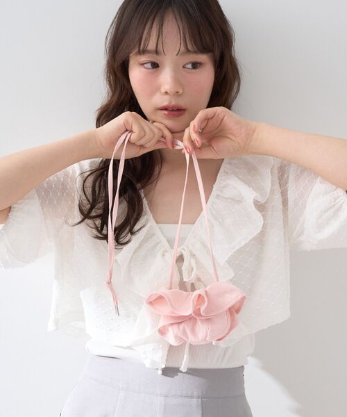 earth music&ecology（アースミュージックアンドエコロジー）の「ペタルモチーフミニショルダーバッグ（ショルダーバッグ・レディース・ピンク/サックスブルー/ブラック/ライトイエロー・FREE）」の11枚目の写真