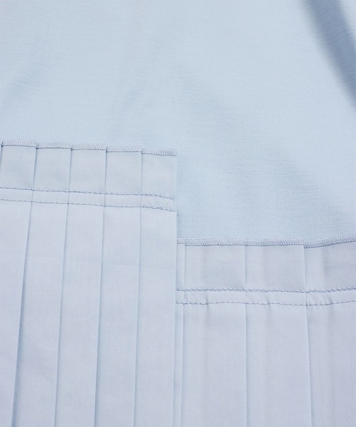 ADAM ET ROPE'（アダムエロペ）の「【サステナブル】プリーツコンビプルオーバー（Tシャツ/カットソー・レディース・ブラック/ホワイト/サックスブルー・FREE）」の14枚目の写真