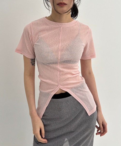 FUULLY STUDIO（フーリィーステューディオ）の「センタースリットシアーハーフスリーブトップス（Tシャツ/カットソー・レディース・ベージュ/ブラック/ライトピンク・FREE）」の3枚目の写真