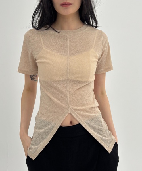 FUULLY STUDIO（フーリィーステューディオ）の「センタースリットシアーハーフスリーブトップス（Tシャツ/カットソー・レディース・ベージュ/ブラック/ライトピンク・FREE）」の11枚目の写真