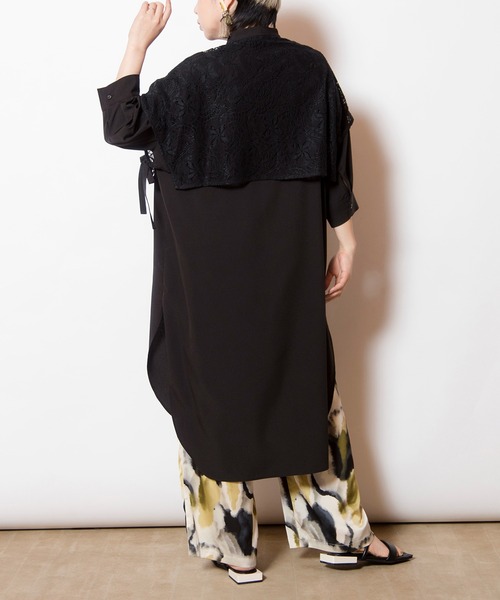 OSMOSIS（オズモーシス）の「レースレイヤードロングシャツ（シャツ/ブラウス・レディース・ブラック/ベージュ/ホワイト・ONE SIZE）」の6枚目の写真