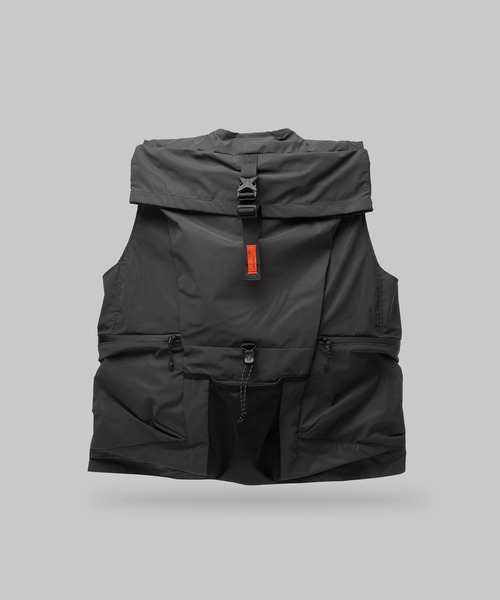 Topologie(トポロジー)の「BACKPACK VEST バックパックベスト(ベスト・メンズ・ブラック・ONE SIZE)」の2枚目の写真