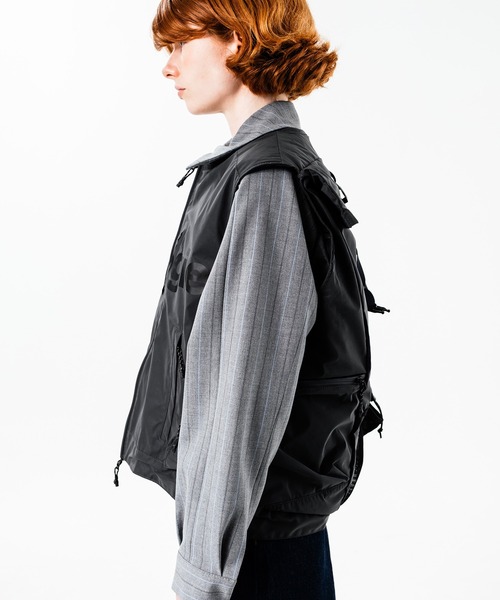Topologie(トポロジー)の「BACKPACK VEST バックパックベスト(ベスト・メンズ・ブラック・ONE SIZE)」の5枚目の写真