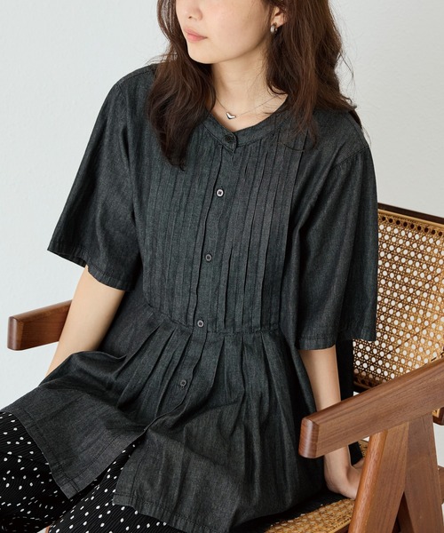 LAVEANGE（ラビアンジェ）の「デニムタックブラウス（シャツ/ブラウス・レディース・ネイビー/ブラック・4L/3L/LL/M/5L）」の11枚目の写真