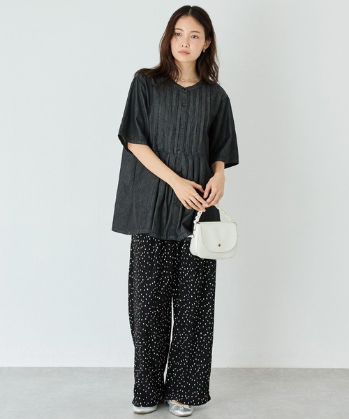 LAVEANGE（ラビアンジェ）の「デニムタックブラウス（シャツ/ブラウス・レディース・ネイビー/ブラック・4L/3L/LL/M/5L）」の19枚目の写真