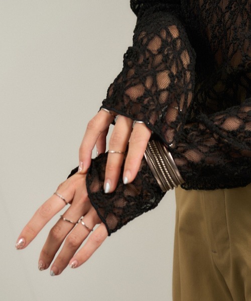 SALON adam et rope'（サロン アダム エ ロペ）の「レースシアートップス［ストレッチ］（その他トップス・レディース・ブラック/オフホワイト/ブラウン系その他2・FREE）」の11枚目の写真