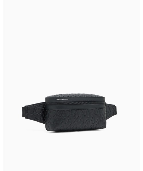 ARMANI EXCHANGE(アルマーニエクスチェンジ)の「【A|X アルマーニ エクスチェンジ】<オンライン限定>オールオーバーエンボスロゴ ボディバッグ/ウエストバッグ(ボディバッグ/ウエストポーチ・メンズ・ブラック/オレンジ・FREE)」の4枚目の写真