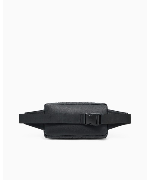 ARMANI EXCHANGE(アルマーニエクスチェンジ)の「【A|X アルマーニ エクスチェンジ】<オンライン限定>オールオーバーエンボスロゴ ボディバッグ/ウエストバッグ(ボディバッグ/ウエストポーチ・メンズ・ブラック/オレンジ・FREE)」の5枚目の写真
