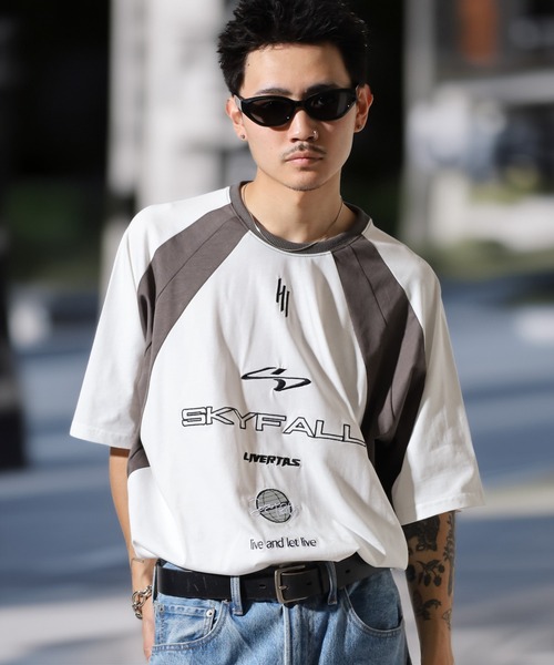 RE730（アールイーセブンサーティー）の「ゲームシャツ刺繍Tシャツ（Tシャツ/カットソー・メンズ・ブラック/オフホワイト・L/M）」の2枚目の写真