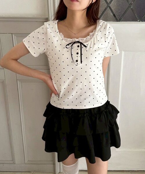 OLIVE des OLIVE(オリーブデオリーブ)の「レイヤード風ヘンリーネックシャツ(Tシャツ/カットソー・レディース・サックスブルー/チャコールグレー/オフホワイト/ネイビー・FREE)」の15枚目の写真