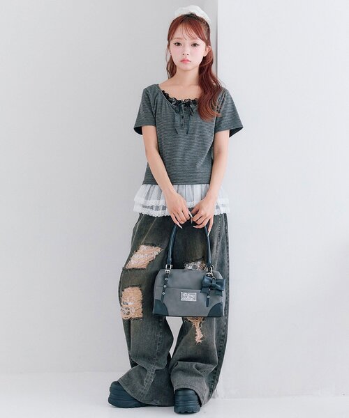 OLIVE des OLIVE(オリーブデオリーブ)の「レイヤード風ヘンリーネックシャツ(Tシャツ/カットソー・レディース・サックスブルー/チャコールグレー/オフホワイト/ネイビー・FREE)」の21枚目の写真