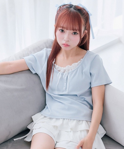 OLIVE des OLIVE(オリーブデオリーブ)の「レイヤード風ヘンリーネックシャツ(Tシャツ/カットソー・レディース・サックスブルー/チャコールグレー/オフホワイト/ネイビー・FREE)」の4枚目の写真