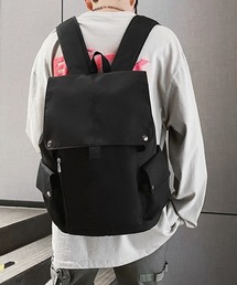 ソリッドカラー 大容量 撥水 スクエア 多ポケット バックパック