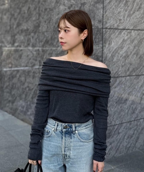 DRESSLAVE（ドレスレイブ）の「big offshoulder pull(ビッグオフショルダープルオーバー)（ニット/セーター・レディース・ホワイト/チャコールグレー・38）」の16枚目の写真