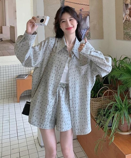 セットアップ 長袖 シャツ ショートパンツ シンプル 花柄 5 セール】花柄シャツ＆ショートパンツ セットアップ