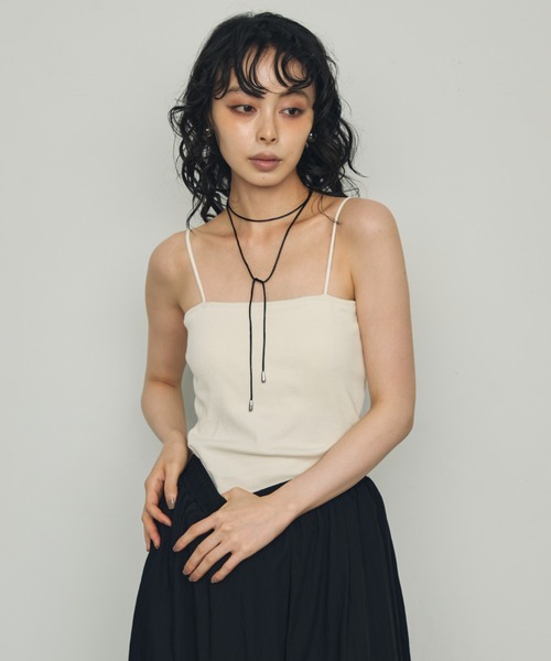 Trish(トリッシュ)の「テレコカップ付きベアキャミ(キャミソール・レディース・アイボリー/ブラック/ブラウン・FREE)」の6枚目の写真