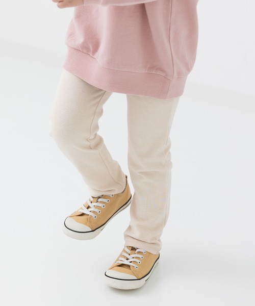 chil2（チルツー）の「全20色 カラバリ ハイパーストレッチ パンツ（その他パンツ・キッズ・ブルー/クリーム/ライトブルー/グレー/チャコールグレー/ブラウン/ブラック/カーキ/グリーン/ピンク/ワインレッド/ベージュ/ネイビー/イエロー/オレンジ/ミント/モカ/ラベンダー/サックスブルー/アイボリー・80ｃｍ/90cm/120cm/130cm/140cm/150cm/100cm/110cm）」の8枚目の写真