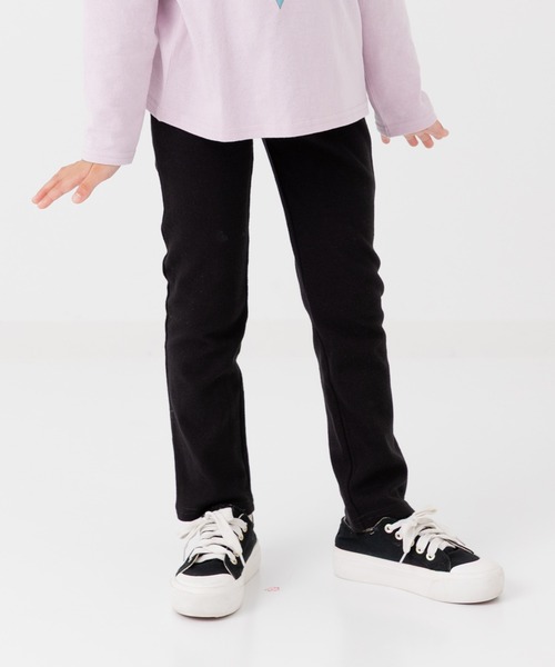 chil2（チルツー）の「全20色 カラバリ ハイパーストレッチ パンツ（その他パンツ・キッズ・ブルー/クリーム/ライトブルー/グレー/チャコールグレー/ブラウン/ブラック/カーキ/グリーン/ピンク/ワインレッド/ベージュ/ネイビー/イエロー/オレンジ/ミント/モカ/ラベンダー/サックスブルー/アイボリー・80ｃｍ/90cm/120cm/130cm/140cm/150cm/100cm/110cm）」の2枚目の写真