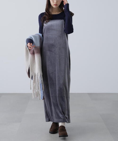 FREE'S MART（フリーズマート）の「◆２ストラップベロアキャミワンピース（ワンピース・レディース・ブラック/グレー/ブラウン・SMALL/MEDIUM）」の12枚目の写真