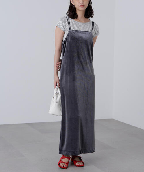 FREE'S MART（フリーズマート）の「◆２ストラップベロアキャミワンピース（ワンピース・レディース・ブラック/グレー/ブラウン・SMALL/MEDIUM）」の18枚目の写真