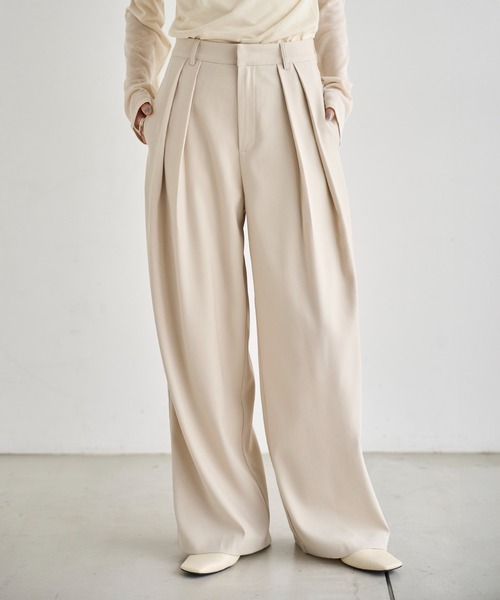 meilmada(メイルマダ)の「ツータックワイドスラックスパンツ(スラックス・レディース・ブラウン/アイボリー/ブラック・SMALL/MEDIUM)」の2枚目の写真