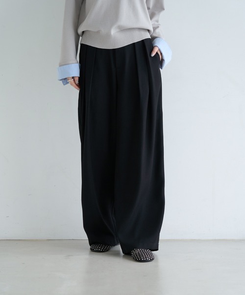 meilmada(メイルマダ)の「ツータックワイドスラックスパンツ(スラックス・レディース・ブラウン/アイボリー/ブラック・SMALL/MEDIUM)」の3枚目の写真