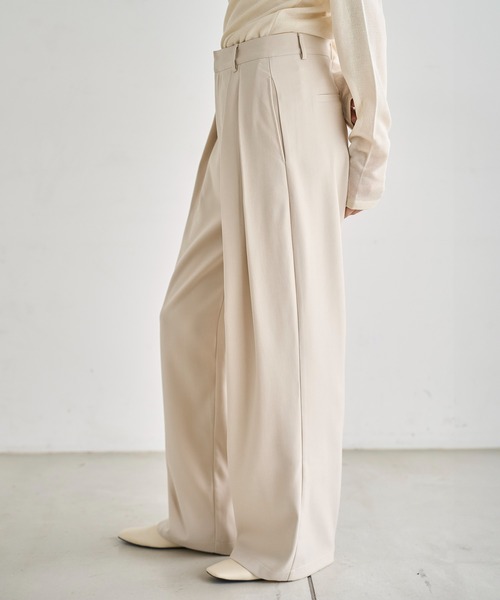 meilmada(メイルマダ)の「ツータックワイドスラックスパンツ(スラックス・レディース・ブラウン/アイボリー/ブラック・SMALL/MEDIUM)」の6枚目の写真