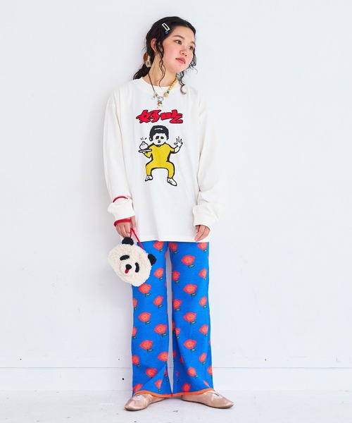 MARKEY'S(マーキーズ)の「総柄ワッフルパイピングフレア-パンツ/おとな(その他パンツ・レディース・杢グレー/レッド系その他/ブラウン系その他/ブラック系その他・160cm)」の4枚目の写真