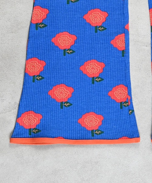 MARKEY'S(マーキーズ)の「総柄ワッフルパイピングフレア-パンツ/おとな(その他パンツ・レディース・杢グレー/レッド系その他/ブラウン系その他/ブラック系その他・160cm)」の19枚目の写真