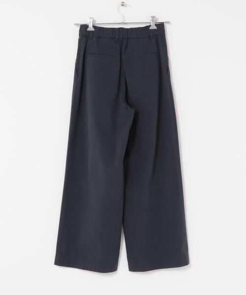 URBAN RESEARCH DOORS(アーバンリサーチドアーズ)の「ドロストタックイージーパンツ(その他パンツ・レディース・ベージュ/ネイビー・MEDIUM)」の22枚目の写真