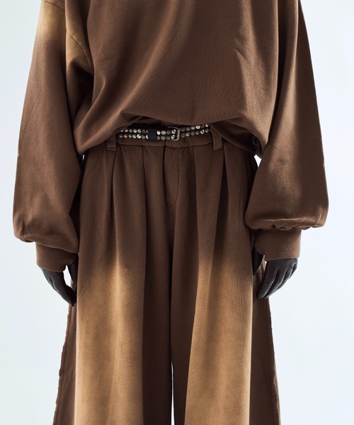 seyto（セイト）の「Bleach-fade 3 tuck baggy sweat pants ブリーチフェード3タックバギースウェットパンツ（スウェットパンツ・メンズ・ブラック/ブラウン/マスタード・1/3/2）」の4枚目の写真