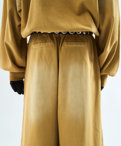 seyto（セイト）の「Bleach-fade 3 tuck baggy sweat pants ブリーチフェード3タックバギースウェットパンツ（スウェットパンツ・メンズ・ブラック/ブラウン/マスタード・1/3/2）」の15枚目の写真