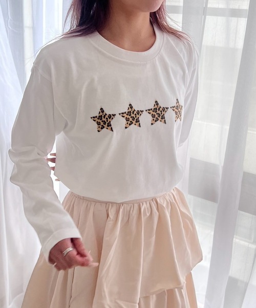cuorequal(クオレコール)の「スターレオパードロンT/長袖Tシャツ(Tシャツ/カットソー・レディース・ホワイト・MEDIUM)」の2枚目の写真