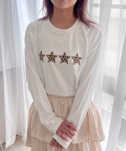 cuorequal(クオレコール)の「スターレオパードロンT/長袖Tシャツ(Tシャツ/カットソー・レディース・ホワイト・MEDIUM)」の3枚目の写真