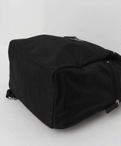 marimekko(マリメッコ)の「【ノベルティ付】Roadie / METRO Backpack(バックパック/リュック・レディース・ブラック・FREE)」の12枚目の写真