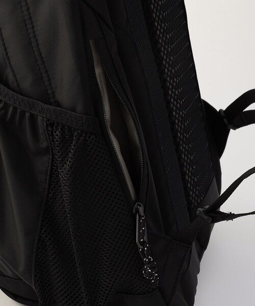 FREAK'S STORE（フリークスストア）の「限定展開 Columbia/コロンビア パナシーア30Lバックパック / Panacea 30L Backpack / PU8709（バックパック/リュック・メンズ・ブラック・ﾌﾘ-）」の2枚目の写真