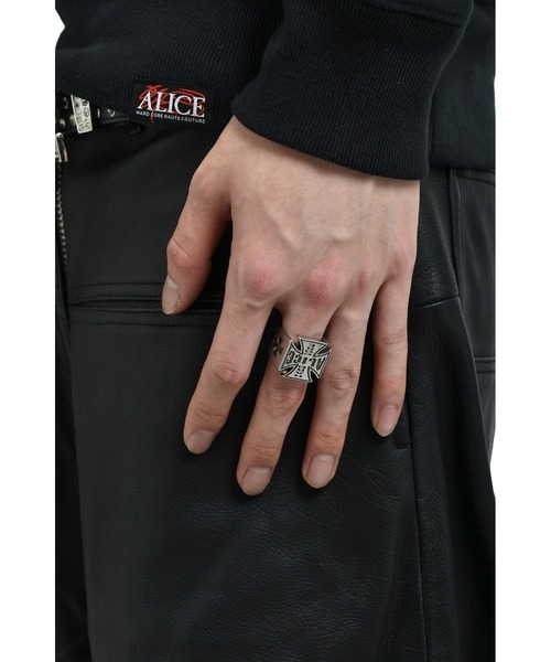 MOTO COUTURE RING