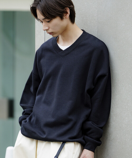 セール】限定展開 リラックスフィット Vネック スウェット