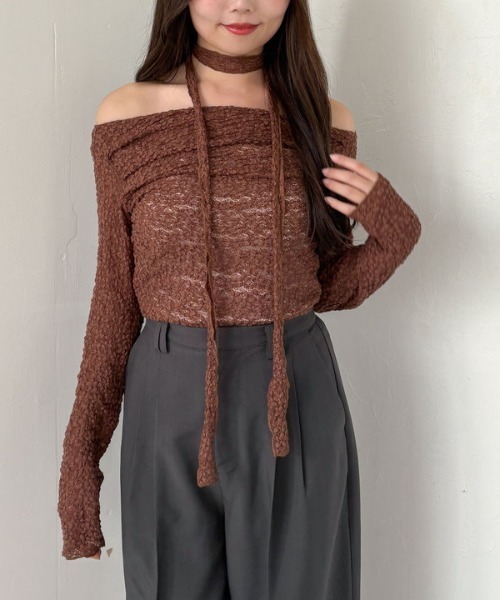 archives（アルシーヴ）の「タックドレープレースＴＯＰＳ（Tシャツ/カットソー・レディース・ブラック/モカ/アイボリー・MEDIUM）」の3枚目の写真