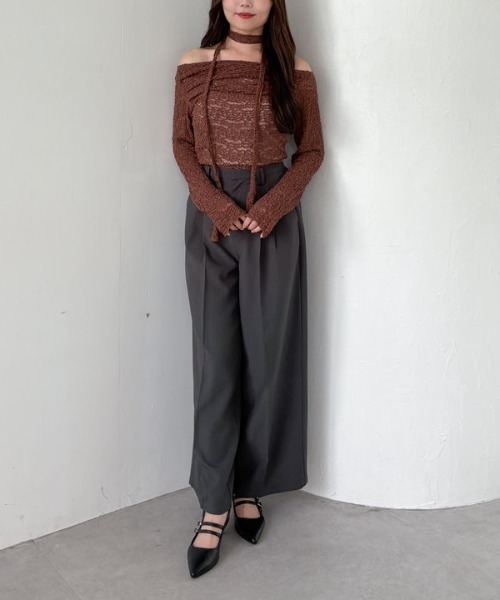 archives（アルシーヴ）の「タックドレープレースＴＯＰＳ（Tシャツ/カットソー・レディース・ブラック/モカ/アイボリー・MEDIUM）」の15枚目の写真