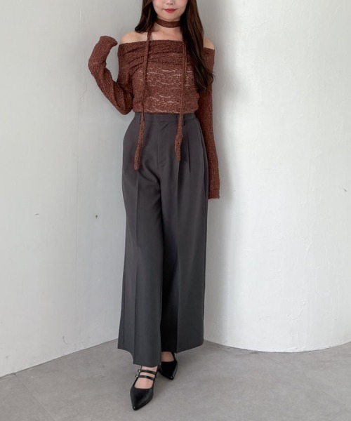 archives（アルシーヴ）の「タックドレープレースＴＯＰＳ（Tシャツ/カットソー・レディース・ブラック/モカ/アイボリー・MEDIUM）」の9枚目の写真