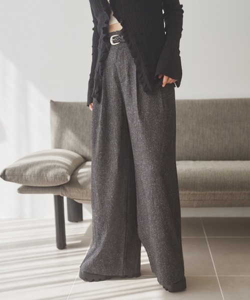 LAULEN(ローレン)の「tuck nuance wide pants /タックニュアンスワイドパンツ(その他パンツ・レディース・ブラック/ブラウン・S/M)」の7枚目の写真